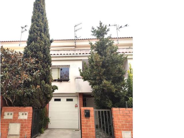 Casa en venta en La Granada, Barcelona