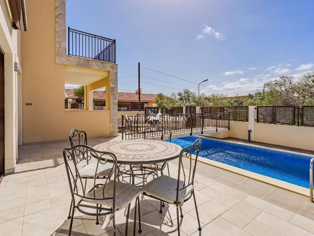Casa en venta en Los Cuervos, Granadilla de Abona