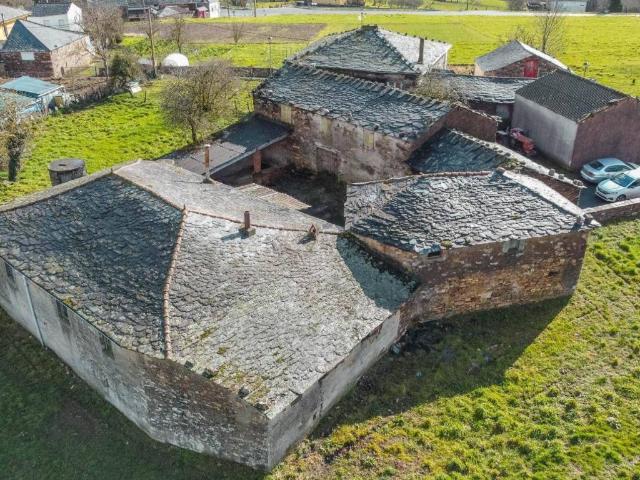 Casa en venta en Grandas De Salime