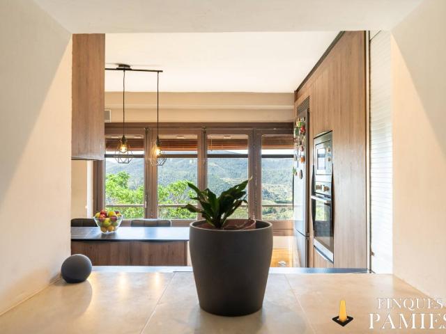 Casa en venta en Priorat, Catalunya