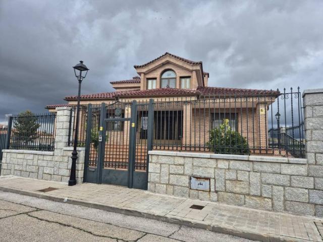 Casa en venta en Griñón
