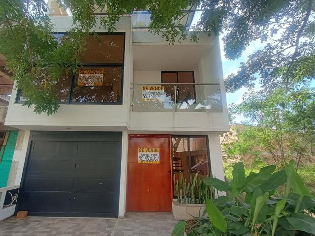 Casa en venta en Buga, Valle Del Cauca