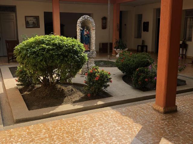 Casa en venta en Buga, Valle Del Cauca