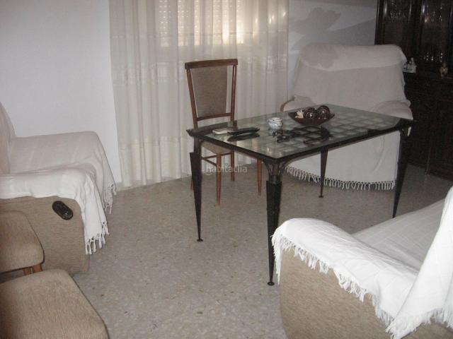 Casa en venta en Guadalcázar, Andalucía
