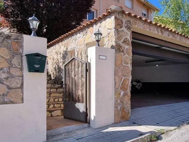 Casa en venta en Guadalix De La Sierra