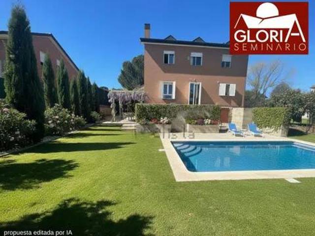 Casa en venta en Guadarrama, Madrid