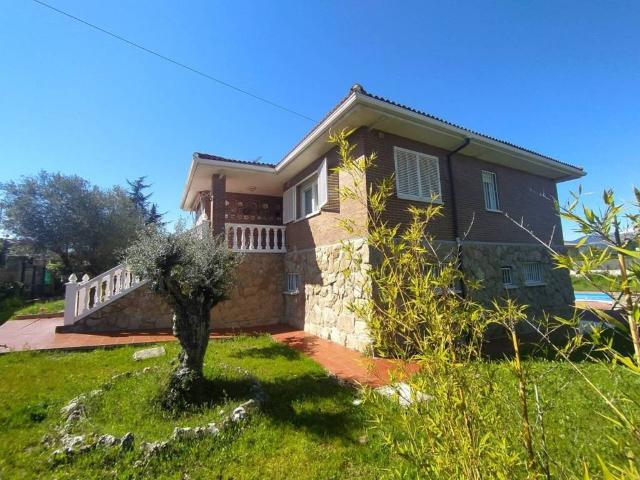 Casa en venta en Guadarrama, Madrid