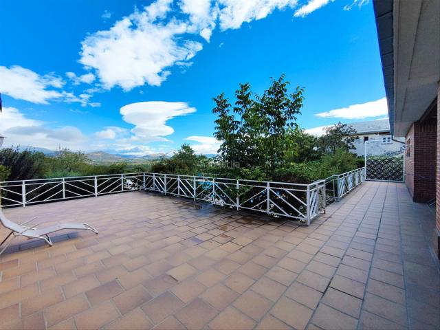Casa en venta en Guadarrama, Madrid