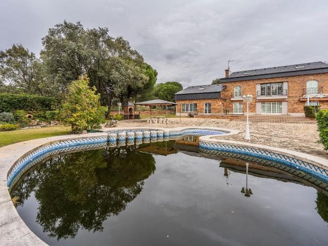Casa en venta en Guadarrama, Urbanización Sala