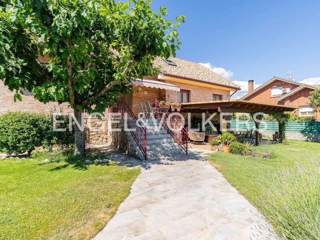 Casa en venta en Guadarrama, Madrid
