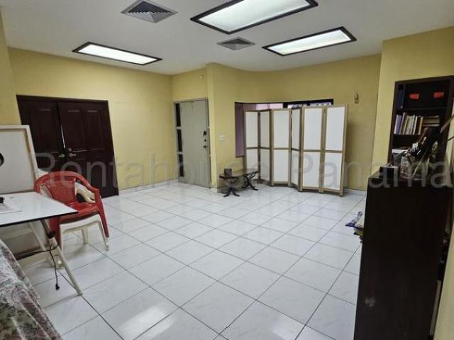 Casa en Venta en Gualaca Los Angeles Chiriquí 1126 m2. 6 hab