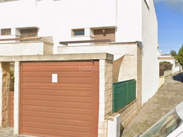 Casa en venta en Guillena, Andalucía
