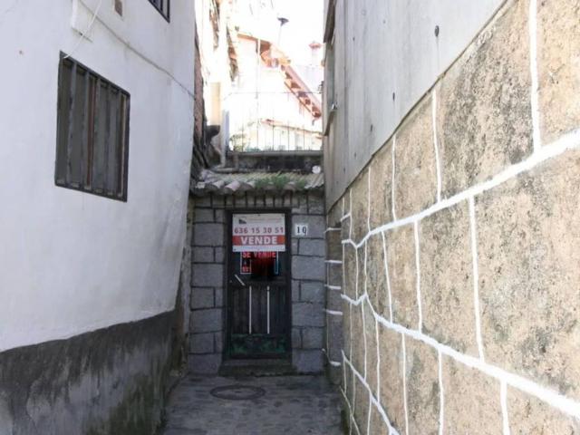 Casa en venta en Guisando