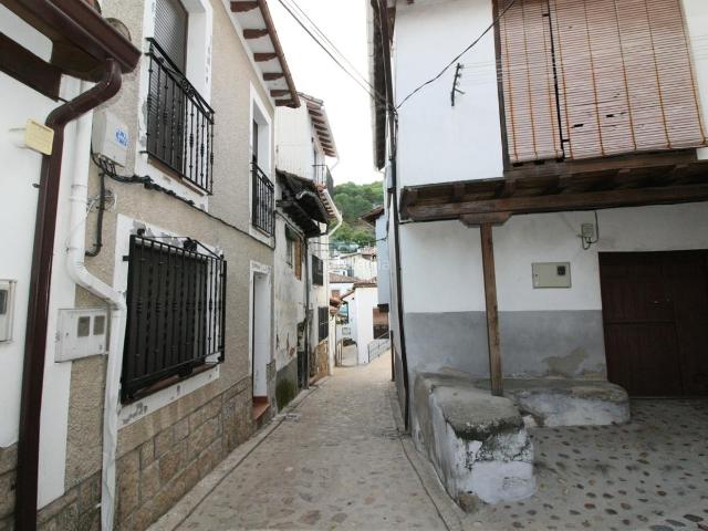 Casa en venta en Guisando