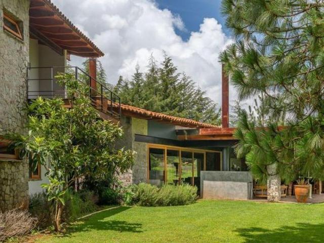 CASA EN VENTA EN HACIENDA SAN FRANCISCO TAPALPA