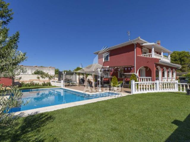 Casa en venta en Hita, Arcipreste