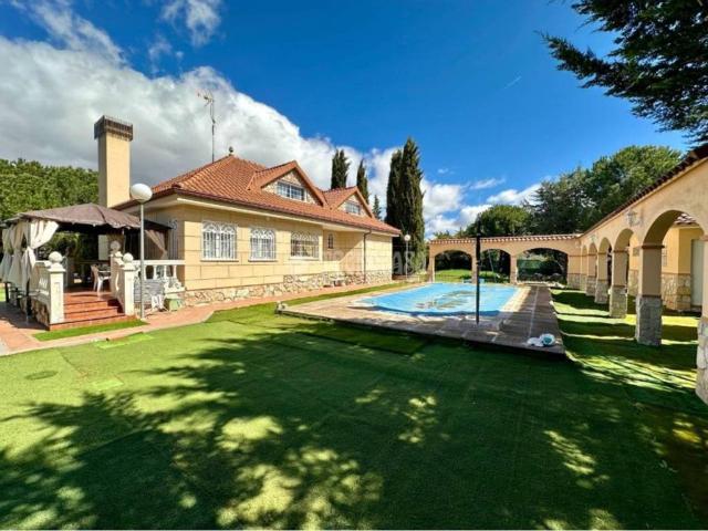 Casa en venta en Hontoba, Castilla-La Mancha