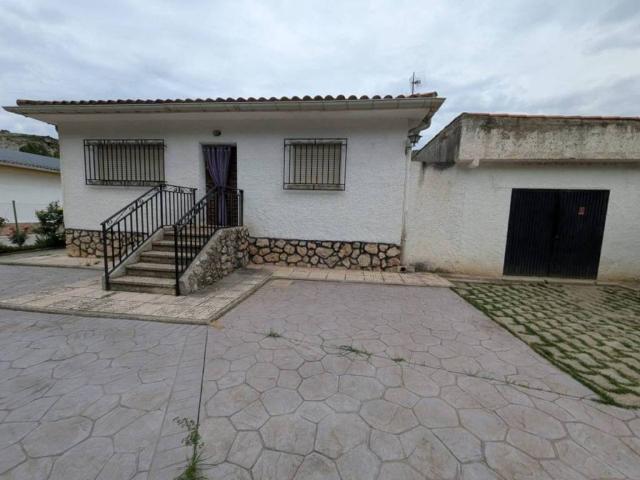 Casa en venta en Hontoba, Castilla-La Mancha
