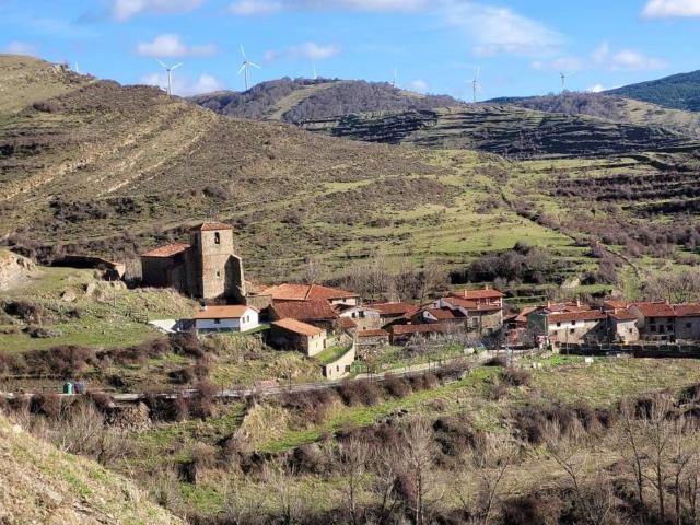 Casa en venta en Hornillos De Cameros, La Rioja