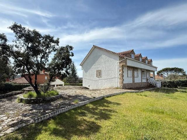Casa en venta en Hoyo De Manzanares