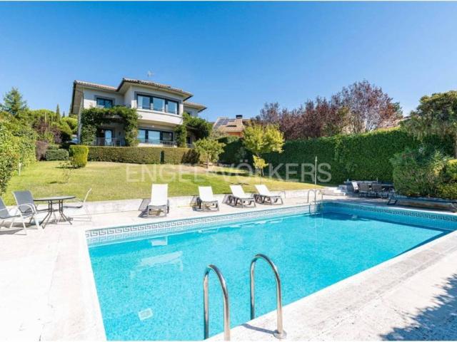 Casa en venta en Hoyo De Manzanares, Madrid