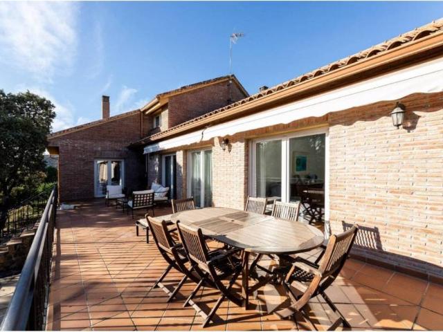 Casa en venta en Hoyo De Manzanares, Madrid
