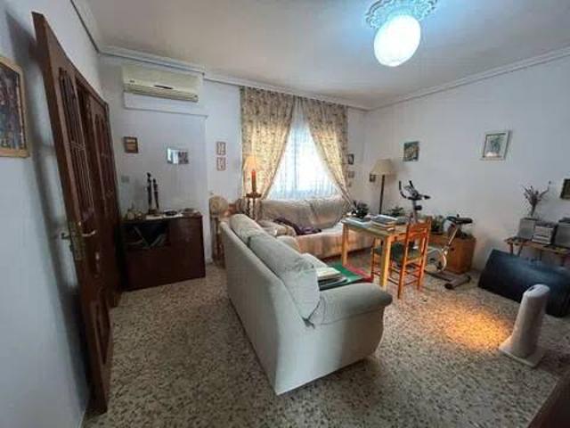 Casa en venta en Hoyos, Extremadura