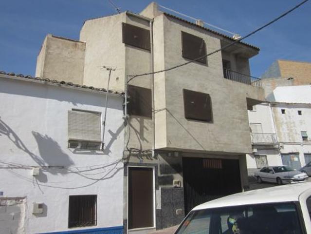 Casa en venta en Huelma