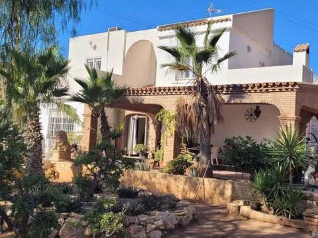 Casa en venta en Urbanización Club de Tenis, Huércal de Almería