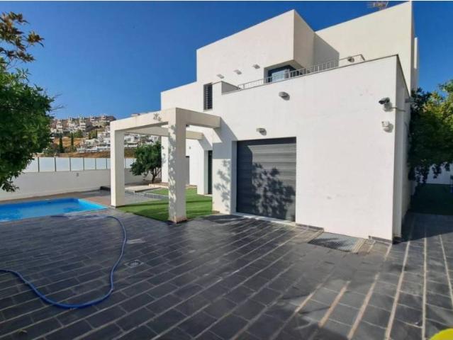 Casa en venta en Huétor Vega
