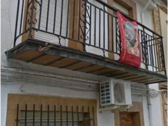 Casa en venta en Ibros, Jaén