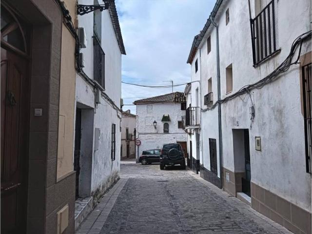 Casa en venta en Ibros, Andalucía