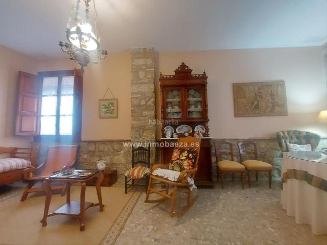 Casa en venta en Ibros, Jaén
