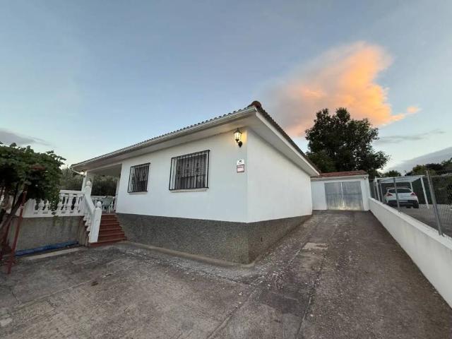 Casa en venta en Illana, Castilla-La Mancha