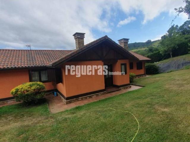 Casa en venta en Illas, Asturias
