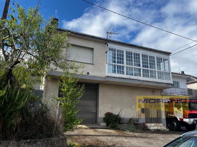 Casa en venta en O Incio