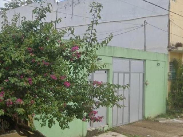 CASA EN VENTA EN INSURGENTES NORTE, MINATITLAN, VERACRUZ