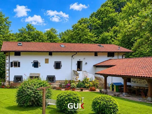 Casa en venta en Irun, Guipúzcoa