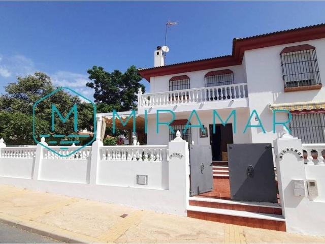 Casa en venta en Isla Cristina