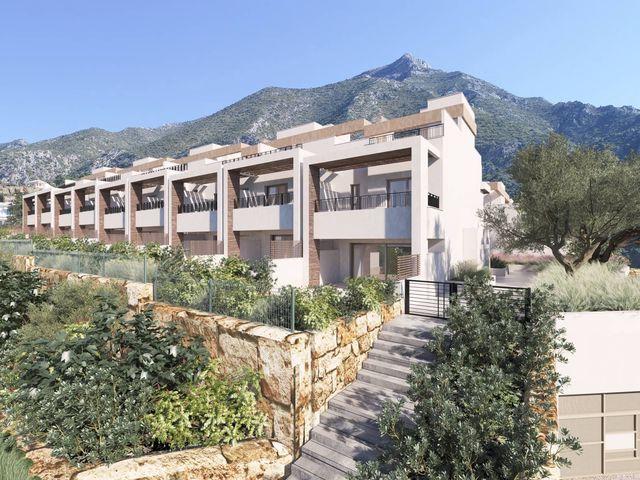 Casa en venta en Istán, Málaga