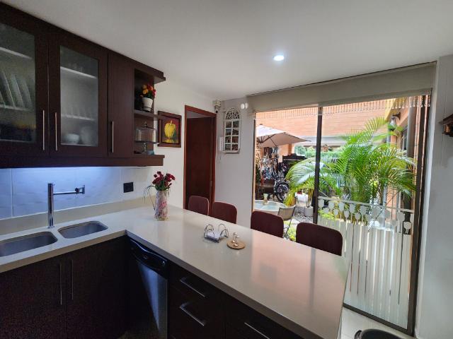 Casa En Venta En Itagüi En Suramerica V247641