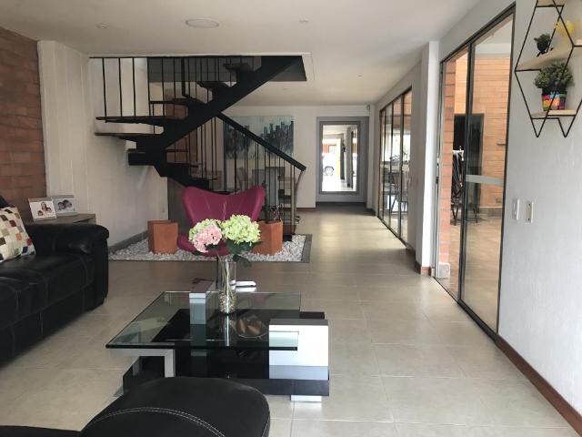 Casa En Venta En Itagüi En. V193304