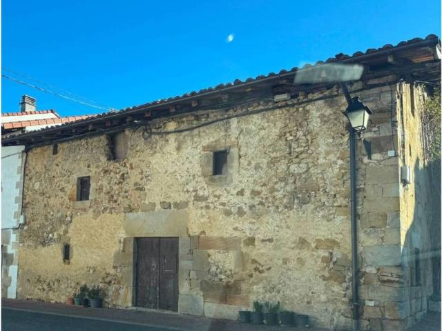 Casa en venta en Sakana, Navarra