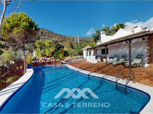 Casa en venta en Iznájar, Andalucía