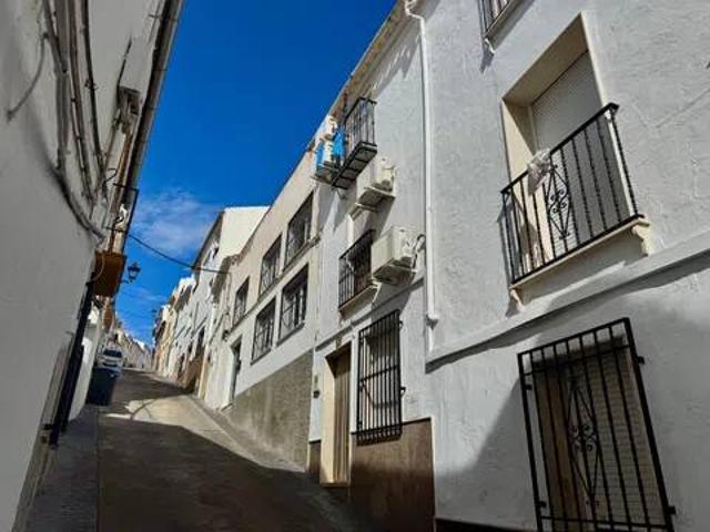 Casa en venta en Iznájar, Andalucía