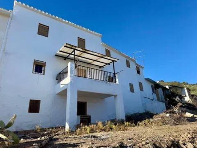 Casa en venta en Iznájar, Andalucía