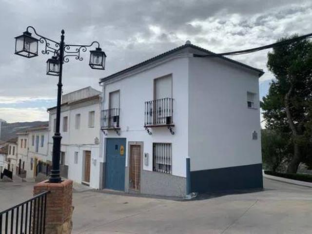 Casa en venta en Iznájar, Andalucía