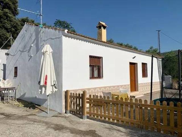 Casa en venta en Iznájar, Andalucía