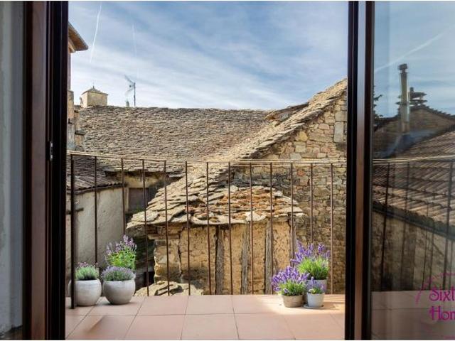 Casa en venta en Bernués, La Jacetania
