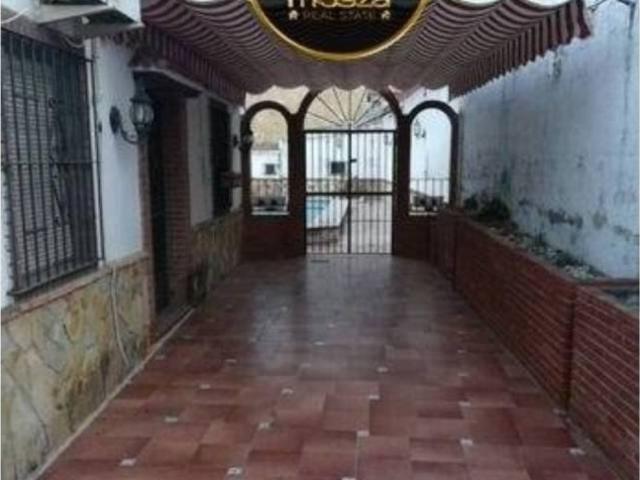 Casa en venta en Jaén, Andalucía